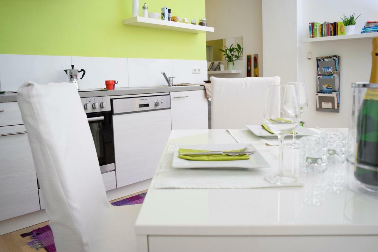3 Zentrum , Kontaktloser Check In Apartment